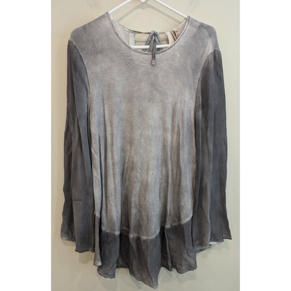 XCVI Tie Neck Flare Sleeve Rayon Spandex Top Size Small - Picture 6 of 6